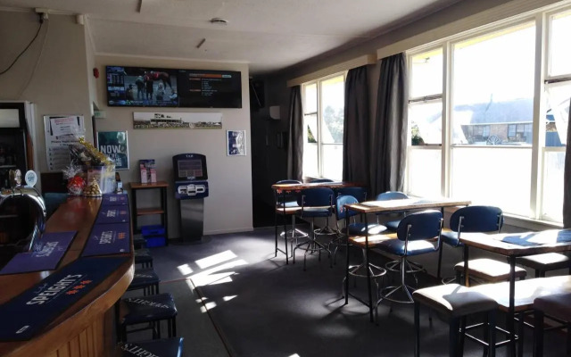 Hokitika Pioneer Hotel