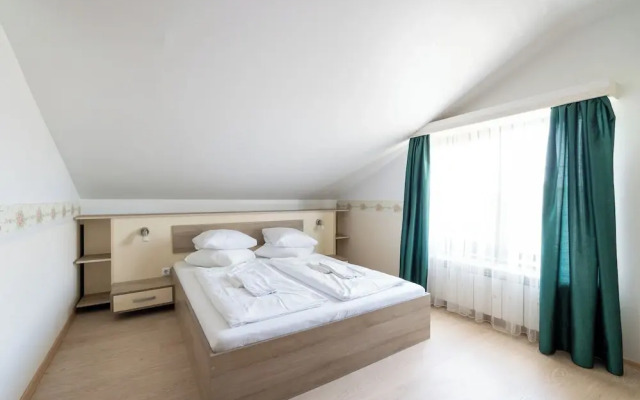 Faraway Aparthotel near Airport