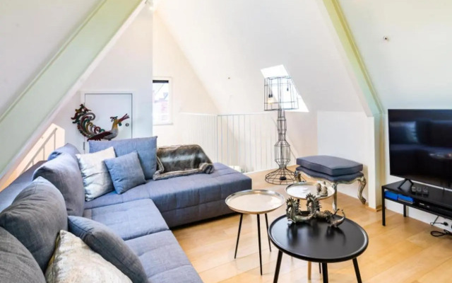 Antwerp old town triplex apartment