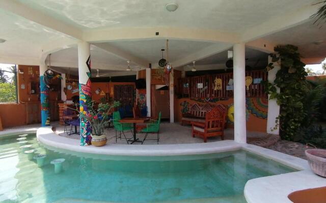 Wayahnb'al eco hostal - Hostel