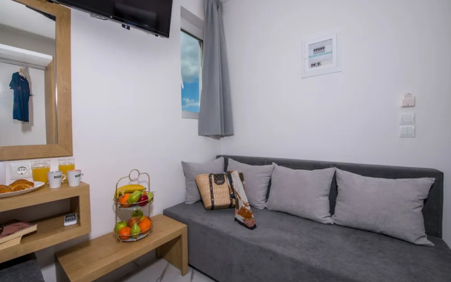 Deluxe City Hotel