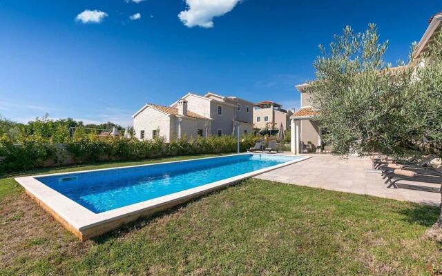 Villa Pietra