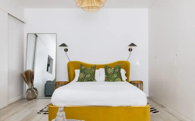 Light-filled Studio With AC - Earl s Court