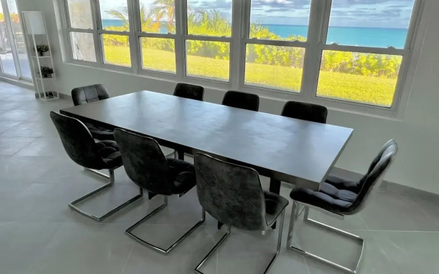 Caribbean Dream: Secluded Villa With Private Beachfront