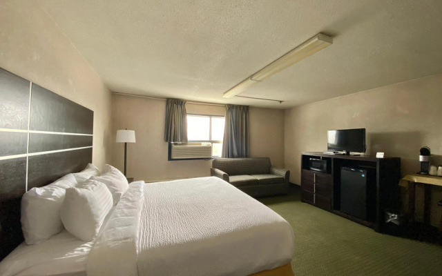 Ramada by Wyndham Whitecourt