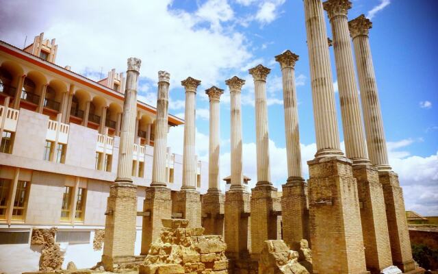 Templo Romano y Tendillas by JITKey