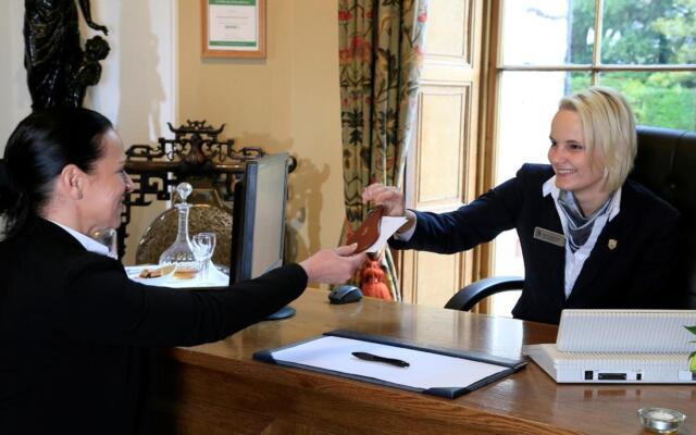 Macdonald Pittodrie House