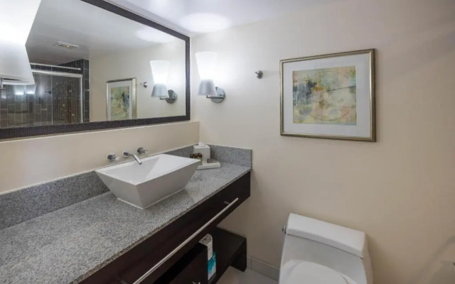 Regency on Beachwalk Waikiki by OUTRIGGER