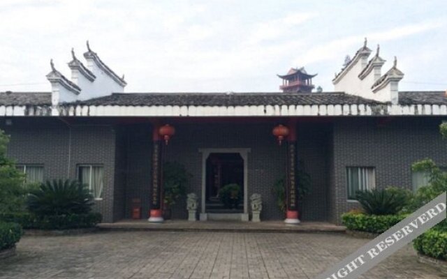 Wulonghu Resort