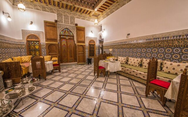 Room in Guest Room - Riad Ouliya fes Morrocco