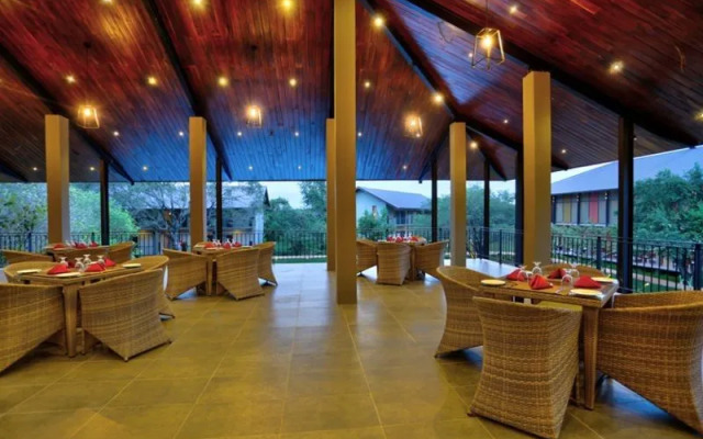 Tropical Life Resort And Spa