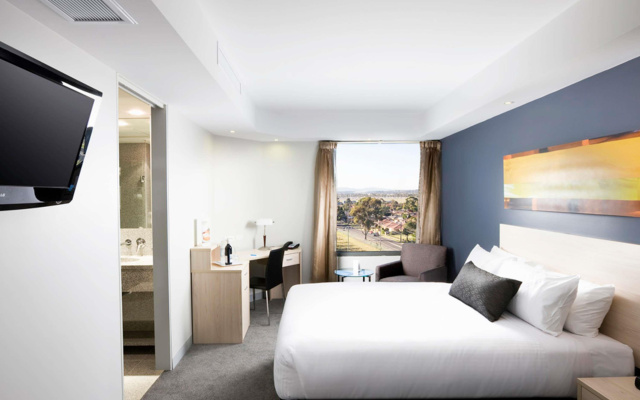 Mantra Melbourne Airport – Guest Rooms – Melbourne