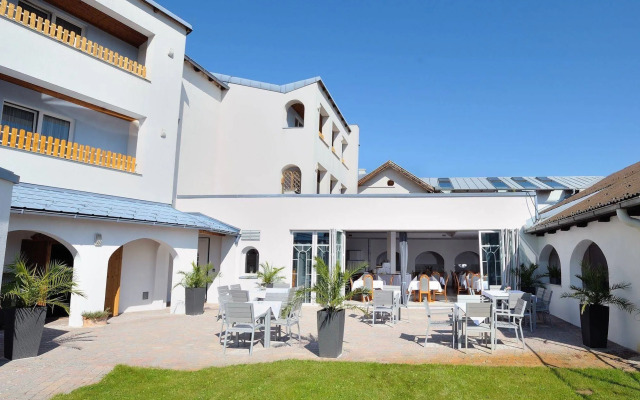 Sporthotel Podersdorf