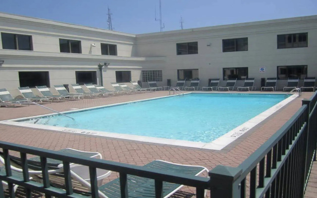 Holiday Inn Plainview-Long Island by IHG