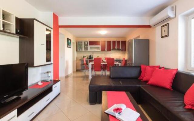 Apartment Josip Malin
