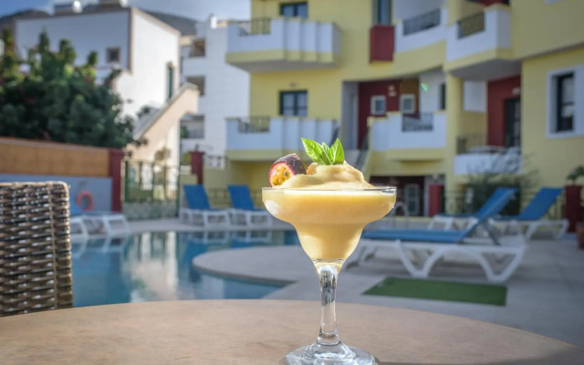 Ariadni Palace Apartments