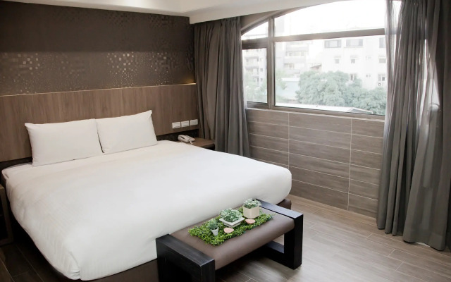 KDM Hotel