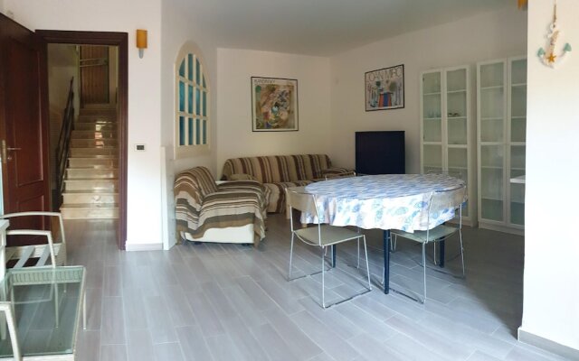 Apartment with 2 Bedrooms in Palermo, with Enclosed Garden And Wifi - 970 M From the Beach