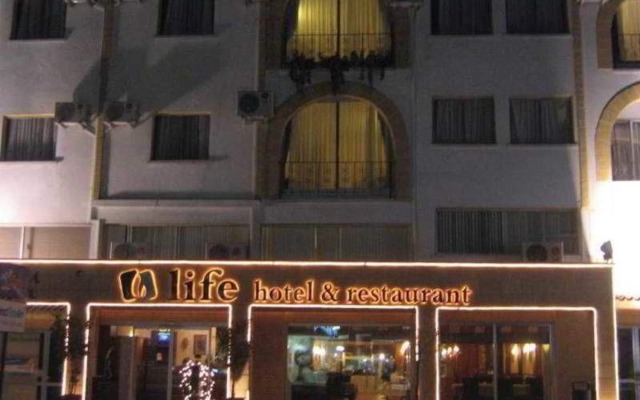 Life Hotel