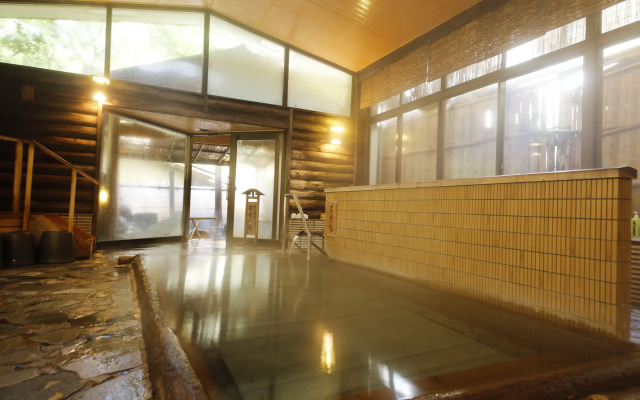 Izanro Iwasaki Ryokan