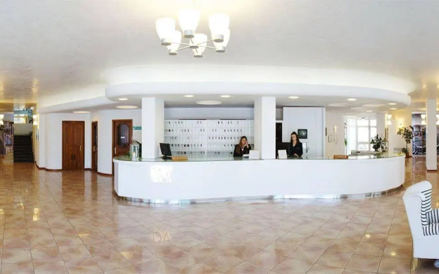 HR Resort