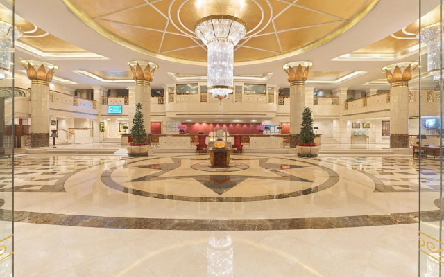 Regal Palace Hotel