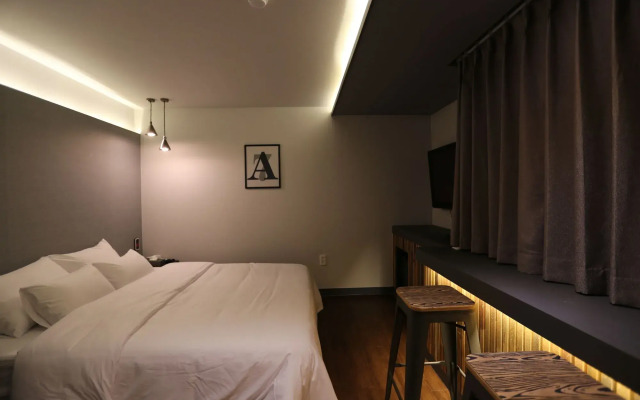 Hotel Bridge
