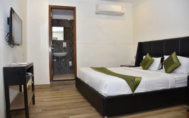 Hotel 360