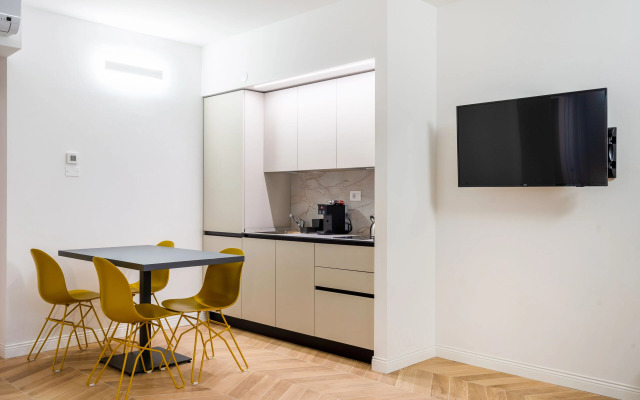 Domo Premium Apartments - Trieste Mazzini