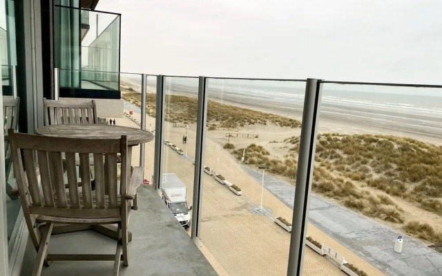 Couple Stay Near Beaches