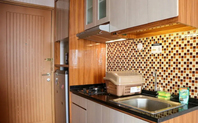 Cozy And Simply Studio At Cinere Bellevue Suites Apartment