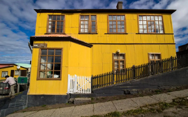 Yendegaia House