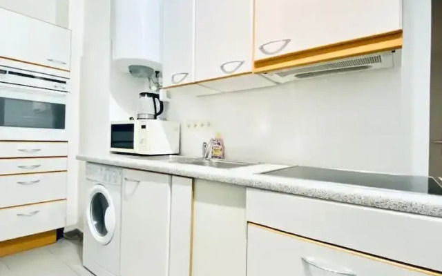 Sweet 3BR Apt in a Quiet Neighborhood