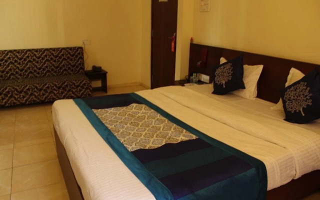 Hotel Om by FabHotels