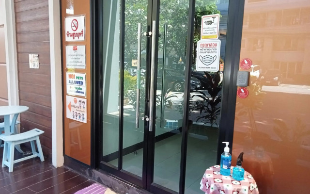 Collection O The Bangkok Cha Cha Suite