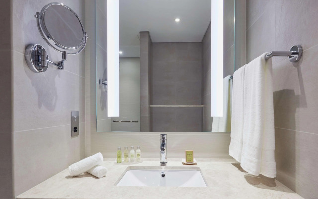 Hilton Garden Inn Muscat Al Khuwair Hotel