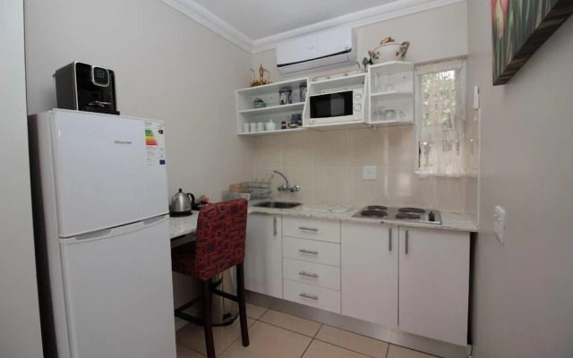Kwantu Guesthouses