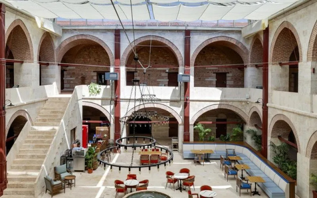 Silk Road Museum Hotel