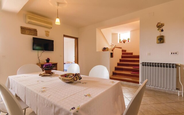 Amazing Home in Pula With Wifi and 2 Bedrooms