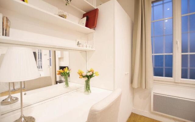 GuestReady - Charming Studio 5 mins to Pantheon