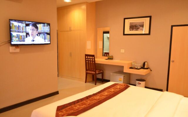 ThatLuang View Hotel