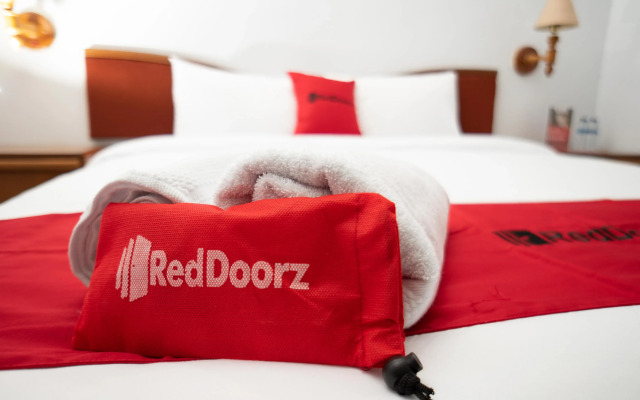 RedDoorz @ Hotel Damanaka Pangalengan