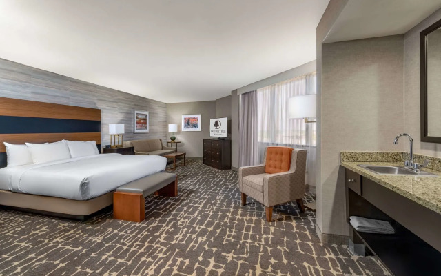 DoubleTree by Hilton Denver - Aurora