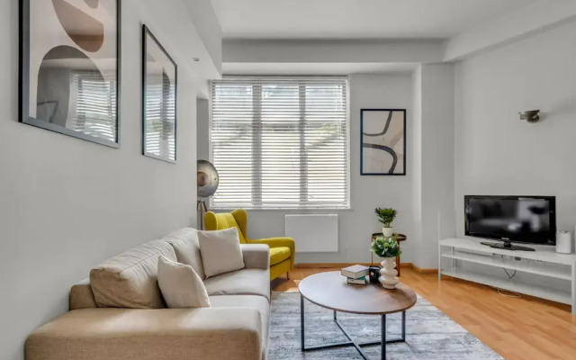 One bedroom apartment City Road