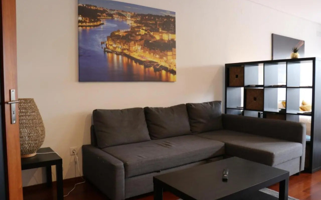 Metro Heroismo Residence