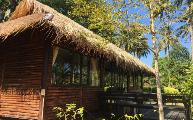 Suan Bankrut Beach Resort