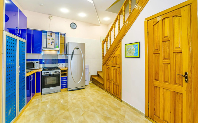 Old City 3 Room Lux Home