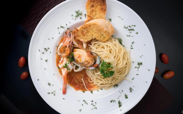 The Midst@ Royal hills Nakornayok