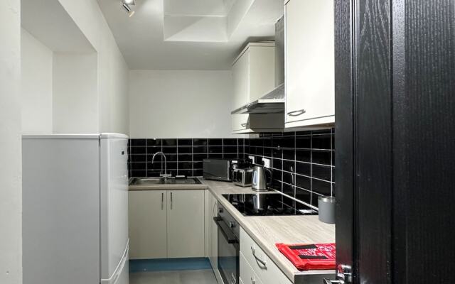 Mulberry Aparthotel
