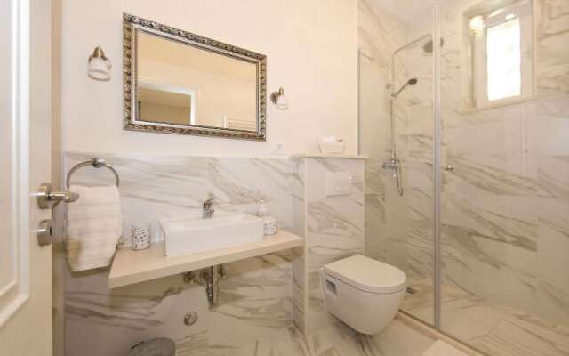 Zephyrus Luxury Yacht Charter